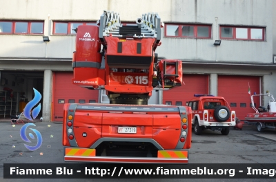 Iveco EuroCargo 180E32 III serie
Vigili del Fuoco
Comando Provinciale di Milano
Distaccamento Permanente di Sesto San Giovanni (MI)
AutoScala M39L da 39 metri allestimento Magirus
VF 27319
Parole chiave: Iveco EuroCargo_180E32_IIIserie VF27319