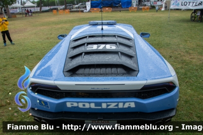 Lamborghini Huracàn LP 610-4
Polizia di Stato
Polizia Stradale
Allestita Lamborghini
Decorazione grafica Artlantis
POLIZIA H8862
Parole chiave: Lamborghini Huracàn_LP_610-4 POLIZIAH8862