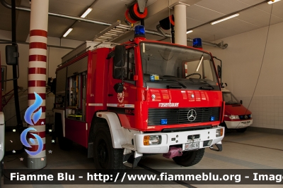 Mercedes-Benz 1124 4x4
Vigili del Fuoco
Distretto di Bolzano
Corpo Volontario di S. Cristina - St. Christina (BZ)
VF 0BG BZ
Parole chiave: Mercedes-Benz 1124_4x4 VF0BGBZ