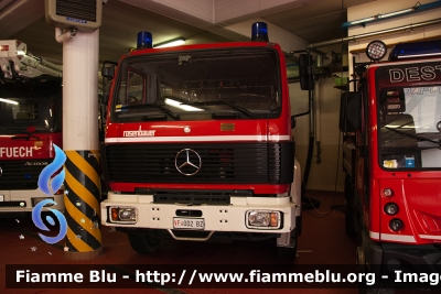 Mercedes-Benz 1227
Vigili del Fuoco
Distretto di Bolzano
Corpo Volontario di Ortisei - St. Ulrich in Gröden (BZ)
VF 0D2 BZ
Parole chiave: Mercedes-Benz 1227 VF0D2BZ