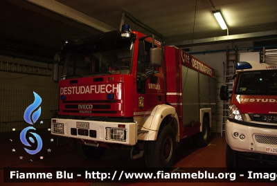 Iveco EuroFire 95E21 4x4 I serie
Vigili del Fuoco
Distretto di Bolzano
Corpo Volontario di Ortisei - St. Ulrich in Gröden (BZ)
VF 0V7 BZ
Parole chiave: Iveco EuroFire_95E21_4x4_Iserie VF0V7BZ