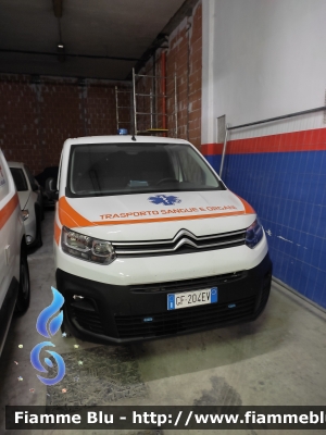 Citroen Berlingo
SEA srl
Trasporto Sangue e Organi 
Allestimento MC Veicoli Speciali
