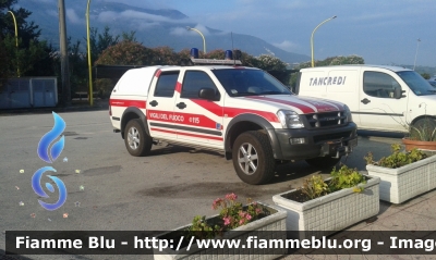 Isuzu D-Max I serie 
Vigili del Fuoco
Comando Provinciale di Benevento
Sezione Operativa Benevento
Parole chiave: Isuzu D-Max_Iserie