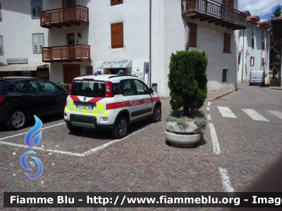 Fiat Nuova Panda 4x4 II Serie
01 - Malè - Polizia Locale Unione Bassa Val di Sole (TN) - YA 284 AN
Parole chiave: Panda Polizia Locale Unione Bassa Val di Sole