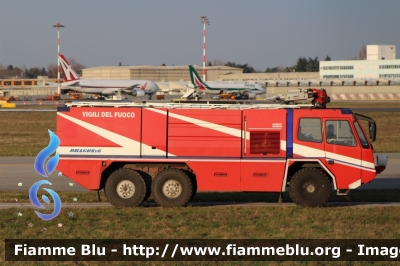 Iveco Magirus Dragon X6 I serie
Vigili del fuoco
Comando Provinciale di Milano
Distaccamento Aeroportuale di Linate (MI)
AutoIdroSchiuma allestimento Iveco-Magirus
VF 20849
Parole chiave: Iveco-Magirus Dragon_X6_Iserie VF20849