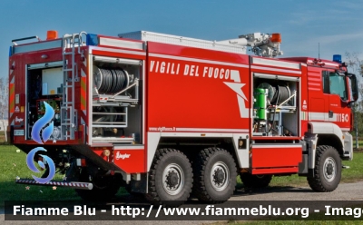 Man TGS 33.540 6x6 I serie
Vigili del Fuoco
Comando Provinciale di Torino
Distaccamento Aeroportuale di Torino Caselle
Allestimento Ziegler / Aris Fire
VF 27110
Parole chiave: Man TGS_33.540_6x6_Iserie VF27110