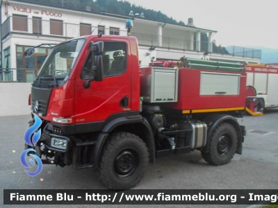 Mercedes-Benz Unimog U20
Vigili del Fuoco
Comando Provinciale di Udine
Distaccamento Permanente di Tolmezzo
VF 27698
Parole chiave: Mercedes-Benz Unimog_U20 VF27698