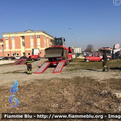 Fiat Hitachi FR130.2
Vigili del Fuoco
Comando Provinciale di Piacenza
G.O.S. (Gruppo Operativo Speciale) 
Emilia Romagna
VF19410
Parole chiave: Fiat-Hitachi FR130.2 VF19410