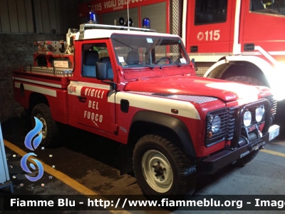 Land Rover Defender 110
Vigili del Fuoco
Comando Provinciale di Bologna
Distaccamento Volontario di Monghidoro 
VF 20911
Parole chiave: Land-Rover Defender_110 VF20911