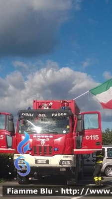 Astra HD8 44.33 II serie
Vigili del Fuoco 
Comando Provinciale di Bologna
Colonna Mobile Regione Emilia Romagna
Autocarro con gru allestimento Cormach
VF 26678
Parole chiave: Astra HD8_44.33_IIserie VF26678