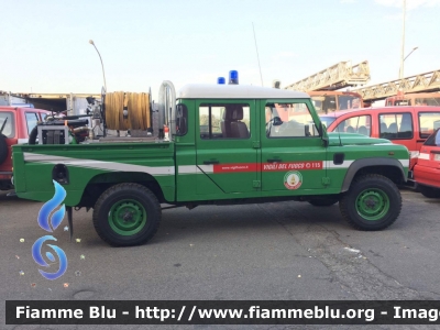 Land Rover Defender 130
Vigili del Fuoco
Comando Provinciale di Bologna
Ex Corpo Forestale dello Stato
VF 28153
Parole chiave: Land-Rover Defender_130 VF28153