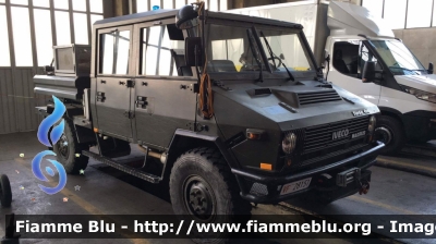 Iveco VM90
Vigili del Fuoco
Comando Provinciale di Rimini
Allestimento Iveco-Magirus
Ex Corpo Forestale dello Stato
VF 28151
Parole chiave: Iveco VM90 VF28151