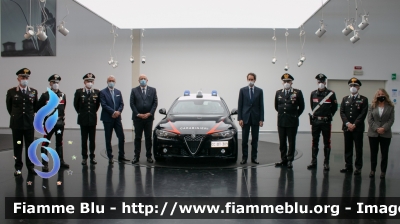 Alfa Romeo Nuova Giulia
Carabinieri
Nucleo Operativo Radiomobile
CC DT 309
Parole chiave: Alfa_Romeo Nuova_Giulia CCDT309