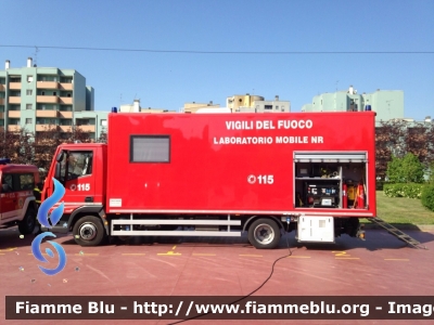 Iveco EuroCargo 60E16 II serie
Vigili del Fuoco
Comando Provinciale di Pavia
Laboratorio Mobile Rilevamento Nucleare e Radiologico
Nucleo NBCR
VF 25373
Parole chiave: Iveco EuroCargo_60E16_IIserie VF25373