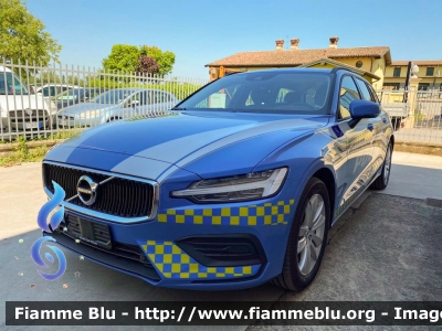 Volvo V60 II serie
Polizia di Stato
Polizia Stradale in servizio sulla rete autostradale di Autovie Venete
allestito Focaccia
decorazione grafica Artlantis 
Parole chiave: Volvo V60_IIserie