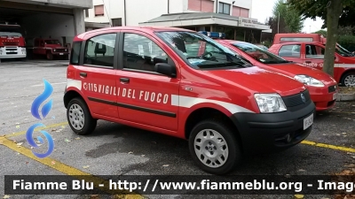 Fiat Nuova Panda 4x4 I serie
Vigili del Fuoco 
Comando Provinciale di Treviso
VF24258
Parole chiave: Fiat Nuova_Panda_4x4_Iserie VF24258