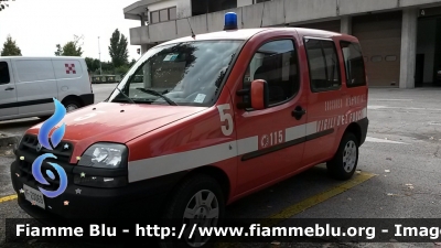 Fiat Doblò I serie
Vigili del Fuoco
Comando Provinciale di Treviso
Distaccamento aeroporto "Canova" Treviso
Autovettura adibita a scorta tecnica.
VF23069
Parole chiave: Fiat Doblò_Iserie VF23069