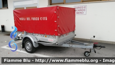 Carrello Teli
Vigili del Fuoco
Comando Provinciale di Treviso
Carrello telo da salto
VF R 2911
Parole chiave: Carrello-Teli VFR2911