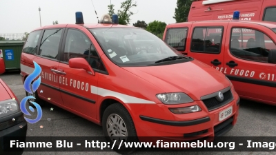 Fiat Ulysse II Serie
Vigili del Fuoco
Comando Provinciale di Treviso
VF 23668
Parole chiave: Fiat Ulysse_IIserie VF23668