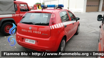 Fiat Grande Punto
Vigili del Fuoco
Comando Provinciale di Treviso
VF 25199
Parole chiave: Fiat Grande_Punto VF25199