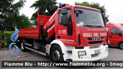 Iveco EuroCargo 180E30 III serie
Vigili del Fuoco
Comando Provinciale di Treviso
Colonna Mobile Regionale
Autocarro con gru PM allestimento Iveco-Magirus
VF 26646
Parole chiave: Iveco EuroCargo_180E30_IIIserie VF26646