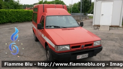 Fiat Fiorino II serie
Vigili del Fuoco
Comando Provinciale di Treviso
VF20253
Parole chiave: Fiat Fiorino_IIserie VF20253