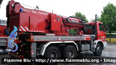 Astra HD7 64.38
Vigili del Fuoco
Comando Provinciale di Treviso
AutoGru da 30 ton allestimento Cormach
Mezzo con nuovi lampeggianti supplementari e sirena
VF 20175
Parole chiave: Astra HD7_64.38 VF20175