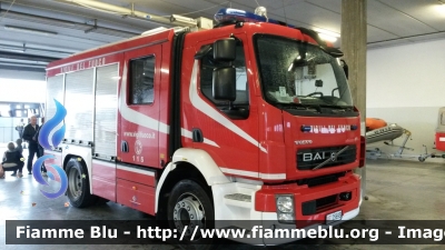 Volvo FL 280 III serie
Vigili del Fuoco
Comando Provinciale di Treviso
AutoPompaSerbatoio allestimento Bai
VF 25693
Parole chiave: Volvo FL_280_IIIserie VF25693