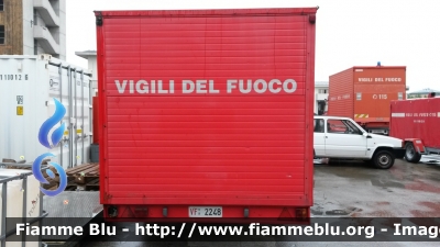 Carrello
Vigili del Fuoco
VF R 2248
Parole chiave: Carrello VFR2248