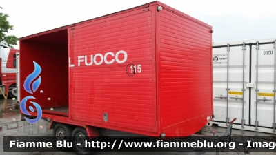 Carrello
Vigili del Fuoco
VF R 2248
Parole chiave: Carrello VFR2248