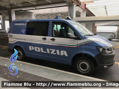 Volkswagen Transporter T6
Polizia di Stato
Unita' Cinofile
Allestimento BAI
POLIZIA M4438
Parole chiave: Volkswagen Transporter_T6 POLIZIAM4438