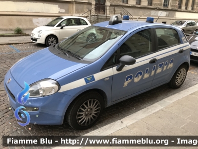 Fiat Punto VI serie
Polizia di Stato
Polizia delle Comunicazioni
POLIZIA H6537
Parole chiave: Fiat Punto_VIserie POLIZIAH6537