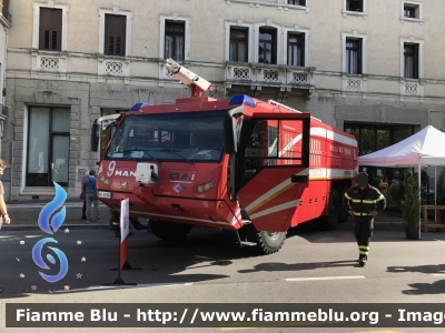 Man Bai Poseidon X6
Vigili del Fuoco
AIS Distaccamento Aeroporto "Canova" Treviso
VF21756
Parole chiave: Man Bai_Poseidon_X6 VF21756