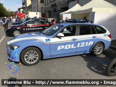 Bmw 318 Touring F31 II restyle
Polizia di Stato
Polizia Stradale
Allestimento Marazzi
Decorazione grafica Artlantis
POLIZIA M2445
Parole chiave: Bmw 318_Touring_F31_IIrestyle POLIZIAM2445