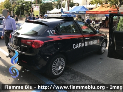 Alfa-Romeo Nuova Giulietta restyle
Carabinieri
Nucleo Operativo e RadioMobile
Allestita NCT Nuova Carrozzeria Torinese
Decorazione Grafica Artlantis
CC DR145
Parole chiave: Alfa-Romeo Nuova_Giulietta_restyle CCDR145