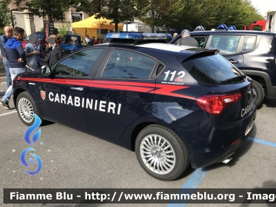 Alfa-Romeo Nuova Giulietta restyle
Carabinieri
Nucleo Operativo e RadioMobile
Allestita NCT Nuova Carrozzeria Torinese
Decorazione Grafica Artlantis
CC DR145

Parole chiave: Alfa-Romeo Nuova_Giulietta_restyle CCDR145