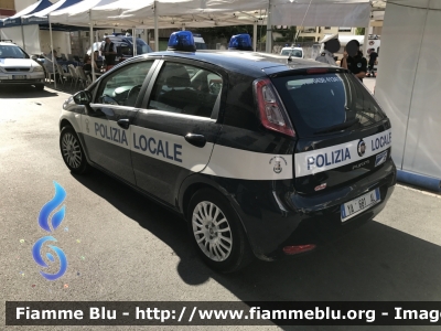 Fiat Punto VI serie
Polizia Locale
Conegliano
POLIZIA LOCALE YA681AL
Parole chiave: Fiat Punto_VIserie PoliziaLocaleYA681AL