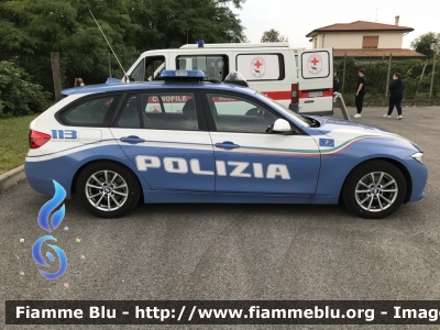 Bmw 318 Touring F31 II restyle
Polizia di Stato
Polizia Stradale
Allestimento Marazzi
Decorazione grafica Artlantis
POLIZIA M2445
Parole chiave: Bmw 318_Touring_F31_IIrestyle POLIZIAM2445