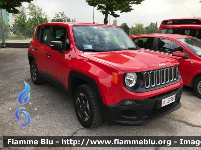 Jeep Renegade
Vigili del Fuoco
Comando Provinciale di Treviso
VF 27884
Aggiunta di lampeggianti supplementari sugli specchietti.
Parole chiave: Jeep Renegade VF27884