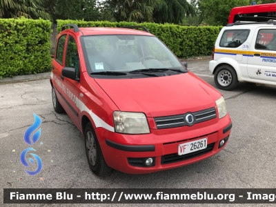 Fiat Nuova Panda I serie
Vigili del Fuoco
Comando Provinciale di Treviso
Automezzo proveniente da confisca
VF 26261
Parole chiave: Fiat Nuova_Panda_Iserie VF26261