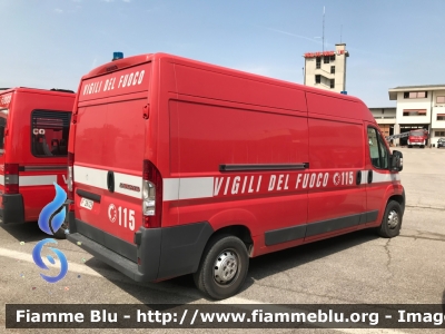 Fiat Ducato X250
Vigili del Fuoco
Comando Provinciale di Treviso
Ricondizionato Futura allestimento veicoli speciali
VF 26123
Parole chiave: Fiat Ducato_X250 VF26123