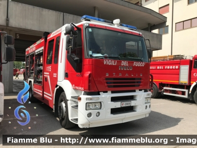 Iveco Stralis AF190S40 I serie
Vigili del Fuoco
Comando Provinciale di Treviso
AutoPompaSerbatoio allestimento Iveco-Magirus
Ricondizionato Futura allestimento veicoli speciali
VF 23695
Parole chiave: Iveco Stralis_AF190S40_Iserie VF23695