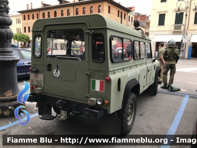 Land Rover Defender 110
Aeronautica Militare Italiana
51° Stormo Istrana (TV)
Sicurezza Volo
AM AI 042
Parole chiave: Land-Rover Defender_110 AMAI042