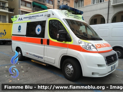 Fiat Ducato X250
Pubblica Assistenza Croce Azzurra Ormelle (TV)
Convenzionata SUEM 118 Treviso Emergenza
Allestita Nepi
"374"
Parole chiave: Fiat Ducato_X250 Ambulanza