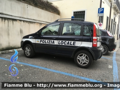 Fiat Nuova Panda 4x4 I serie
Polizia Locale
Treviso
Parole chiave: Fiat Nuova_Panda_4x4_Iserie