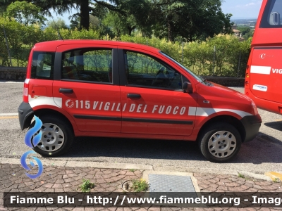 Fiat Nuova Panda 4x4 I serie
Vigili del Fuoco
VF24259
Comando Provinciale di Treviso
Parole chiave: Fiat Nuova_Panda_4x4_Iserie VF24259 Ventennale_VVF_Asolo