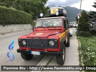 Land Rover Defender 90
Corpo Nazionale del Soccorso Alpino
Stazione Alpago (BL)
Parole chiave: Land-Rover Defender_90