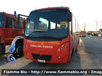 Iveco Cacciamali Tema 100E22
Vigili del Fuoco
Comando Provinciale di Treviso
VF 24688
Parole chiave: Iveco Cacciamali_Tema_100E22 VF24688