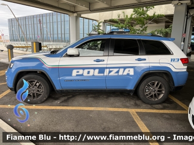 Jeep Grand Cherokee
Polizia di Stato
Reparto Prevenzione Crimine
Unità Operativa di Primo Intervento
POLIZIA M2865
Parole chiave: POLIZIAM2865 Jeep Grand_Cherokee_IVserie_restyle