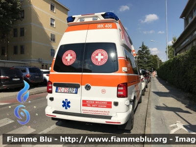 Volkswagen Transporter T6
Croce Bianca Bolzano
Weisses Kreuz Bozen
Allestita Ambulanz Mobile - Hornis Spaceline
WK 406 - 802
PC ZS 0ZF
Parole chiave: Volkswagen Transporter_T6 Ambulanza PCZS0ZF